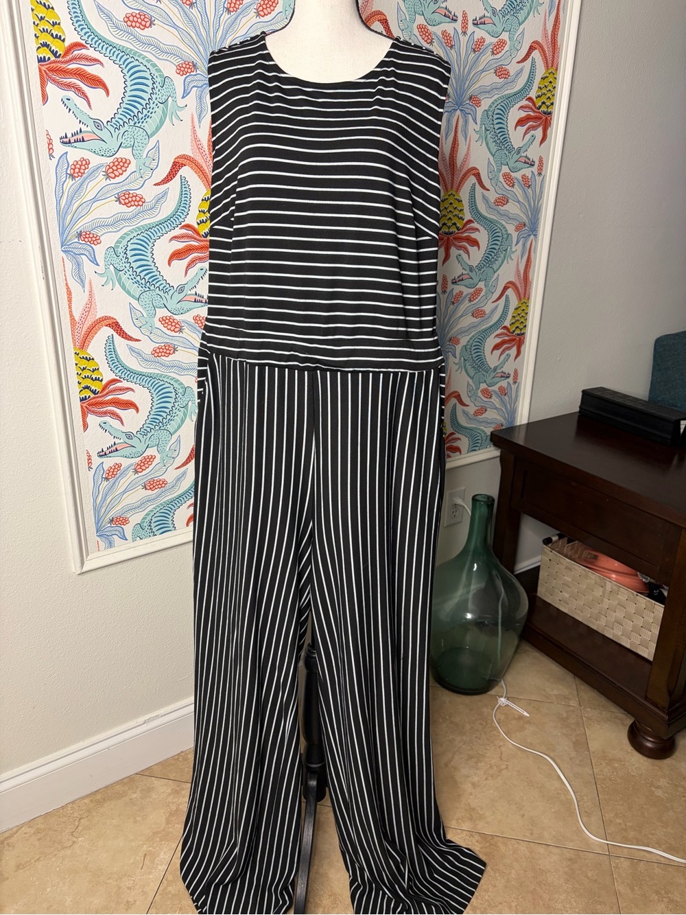 New York & Company Black & White Striped Wide-Leg Jumpsuit – XXL